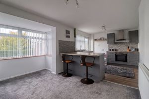 Kitchen/Diner- click for photo gallery